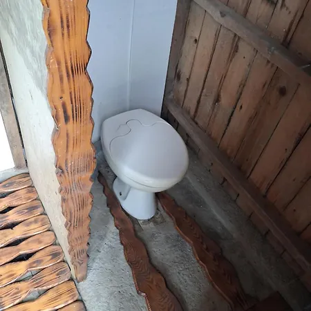 Garden For Two People With Additional River Site To Put Up Your Tent Price Includes Two Bicycles For Amazing Views And Two Water Floats For Mega River Run Check My Video On Youtube By Writing To Find And Use Your In * リュブリャナ